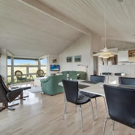 度假居 Suometar - 400m From The Sea By Interhome